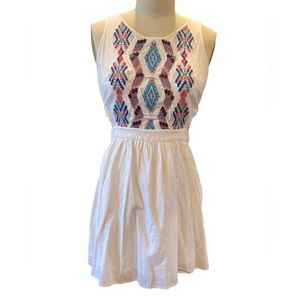 Embroidered cut-out dress XS/2